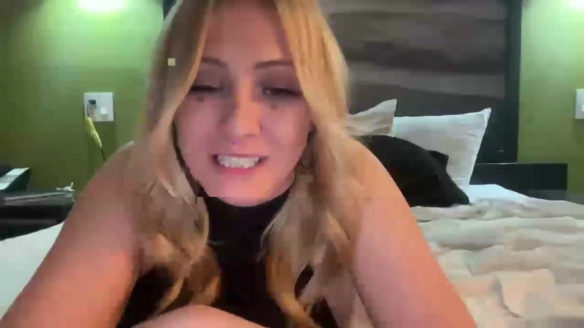 Gallery image thumbnail from Bella_Online's myfreecams stream on, 02/26/2023, 08:14 image 2 of 20