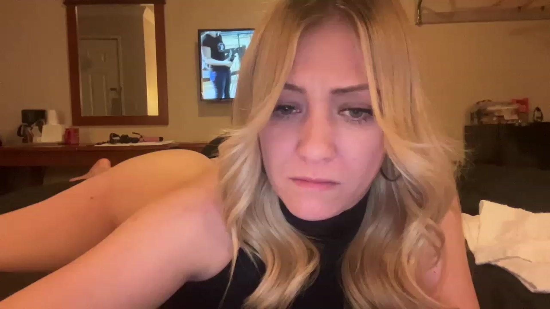 Gallery image thumbnail from Bella_Online's myfreecams stream on, 03/03/2023, 10:40 image 20 of 20