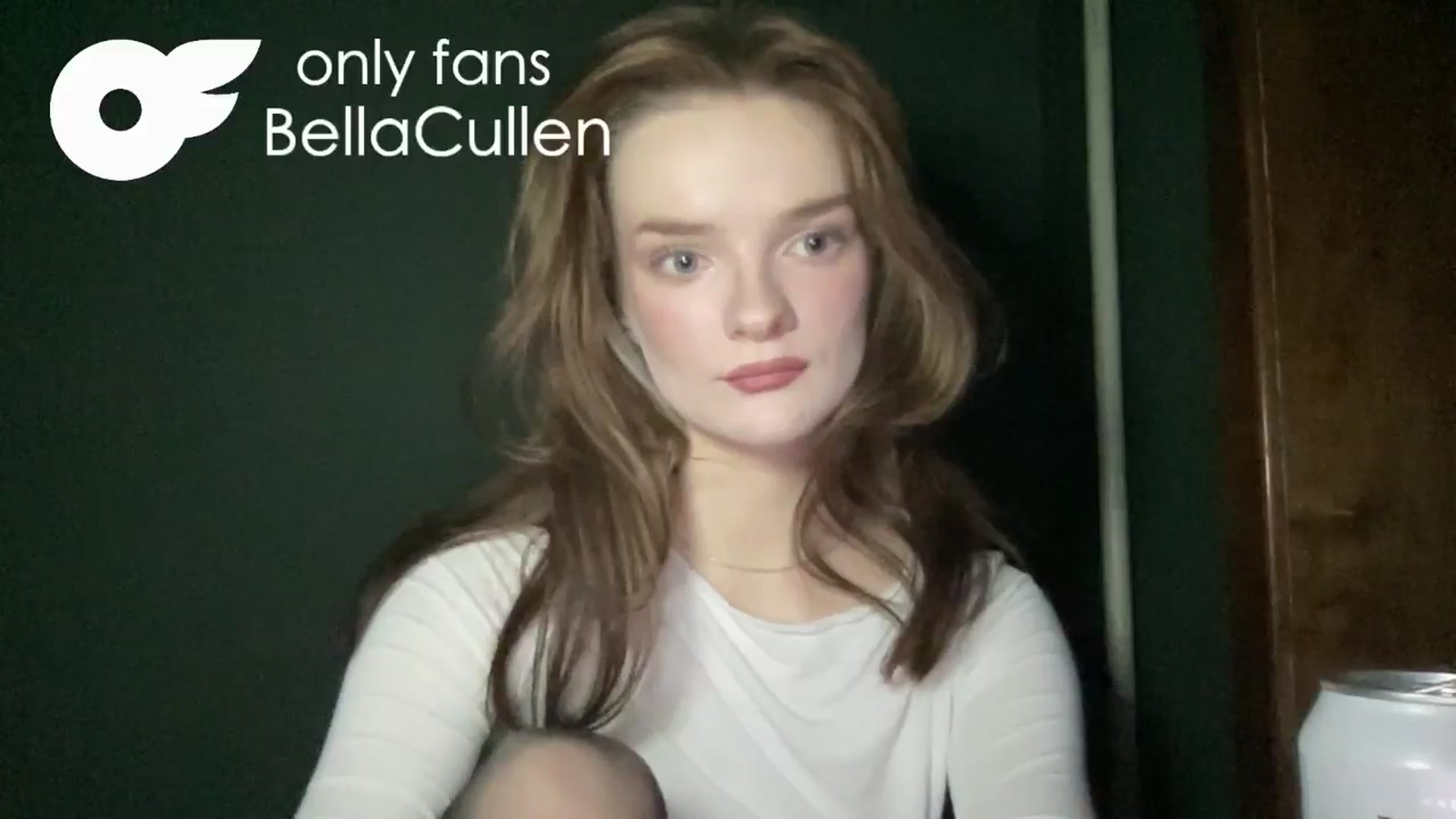 Gallery image thumbnail from Bella__Cullen's myfreecams stream on, 05/25/2024, 20:18 image 5 of 20