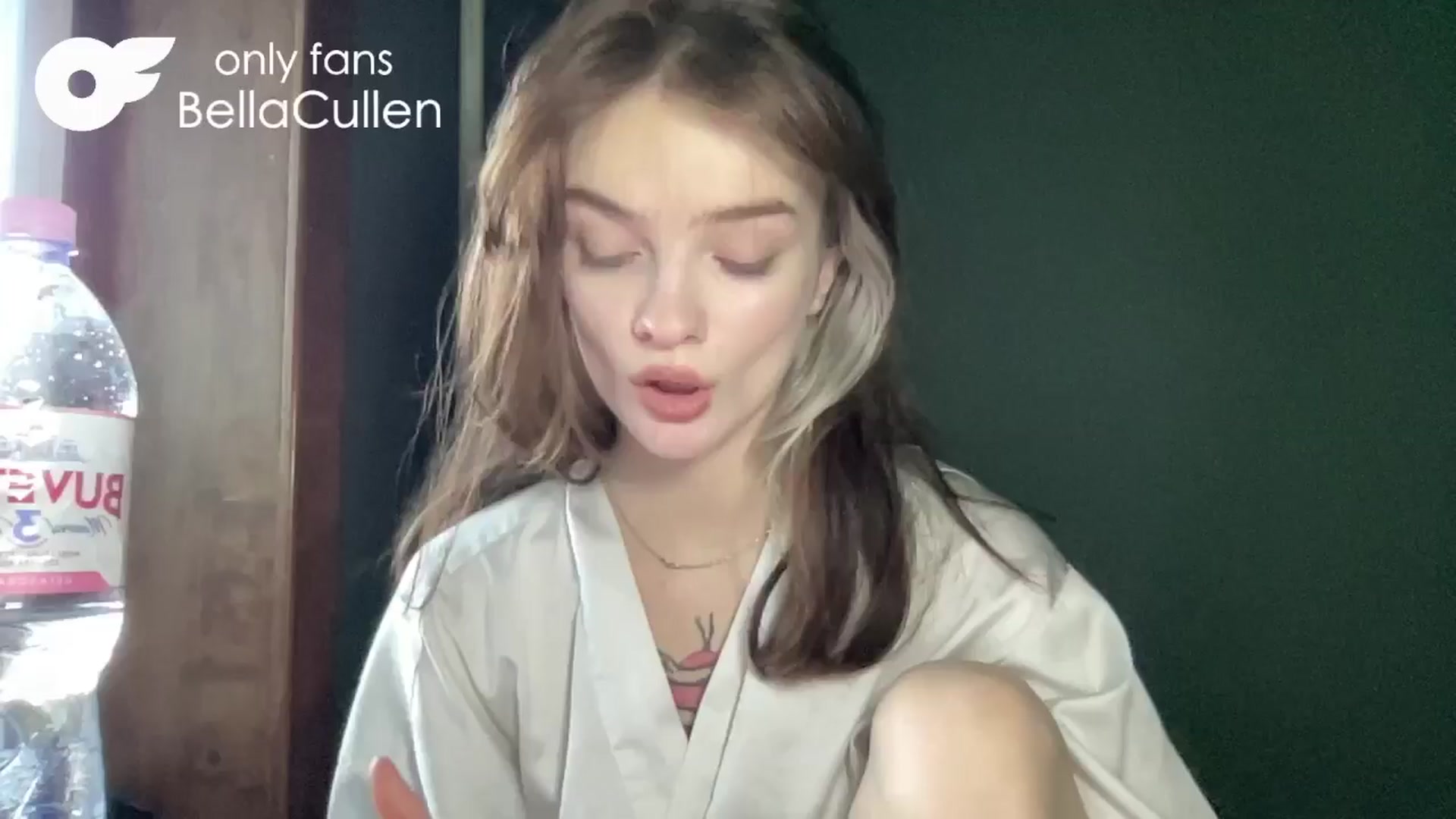 Gallery image thumbnail from Bella__Cullen's myfreecams stream on, 06/02/2024, 15:18 image 1 of 20