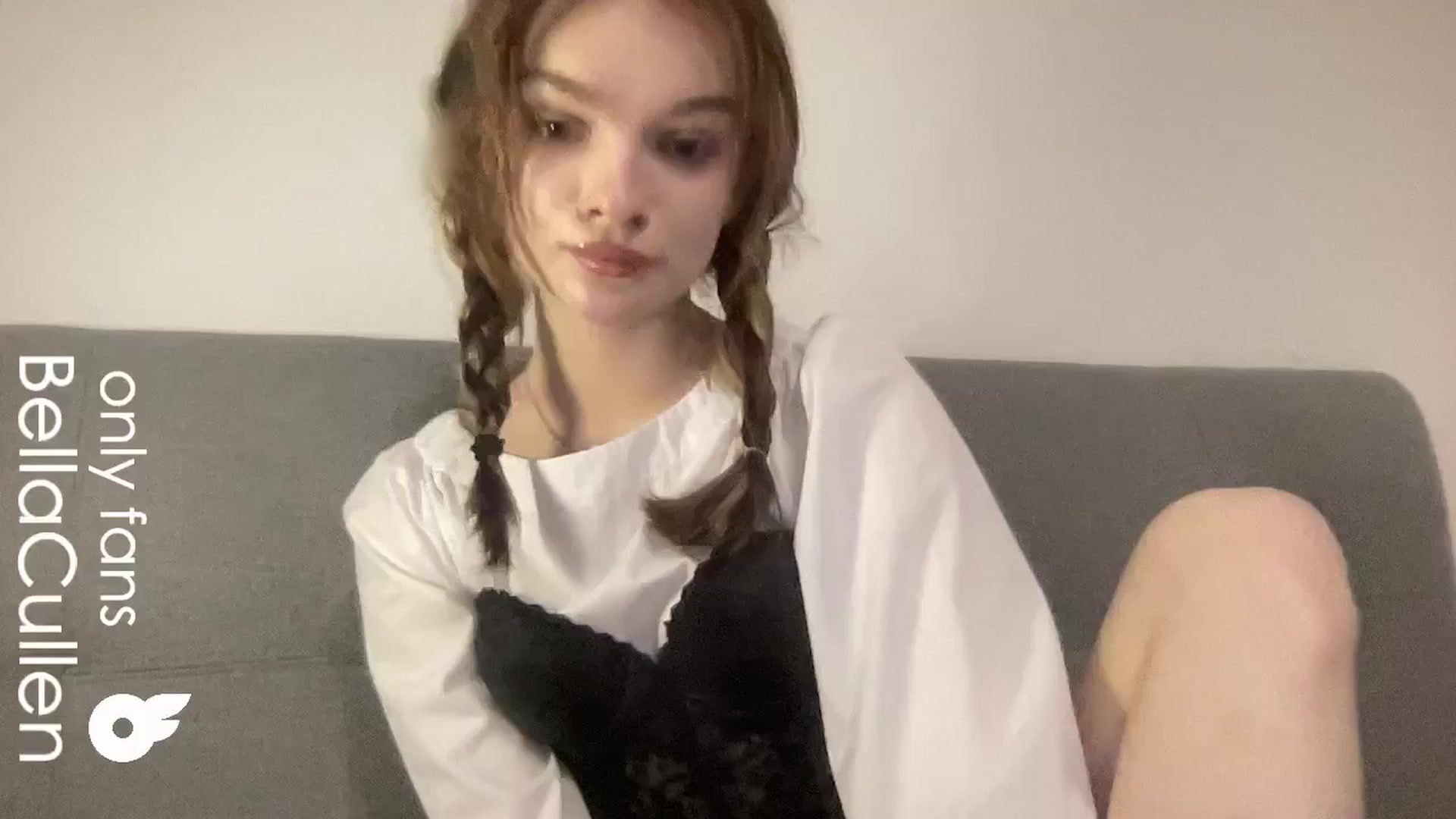 Gallery image thumbnail from Bella__Cullen's myfreecams stream on, 07/07/2024, 11:40 image 5 of 20