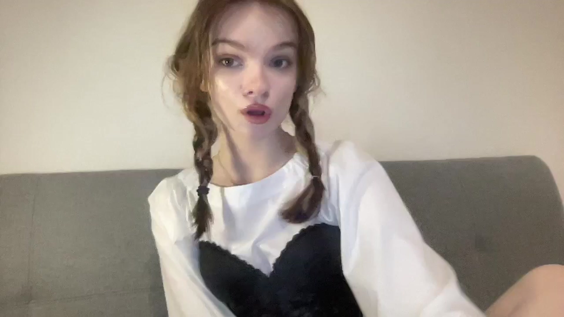 Gallery image thumbnail from Bella__Cullen's myfreecams stream on, 07/07/2024, 11:40 image 1 of 20