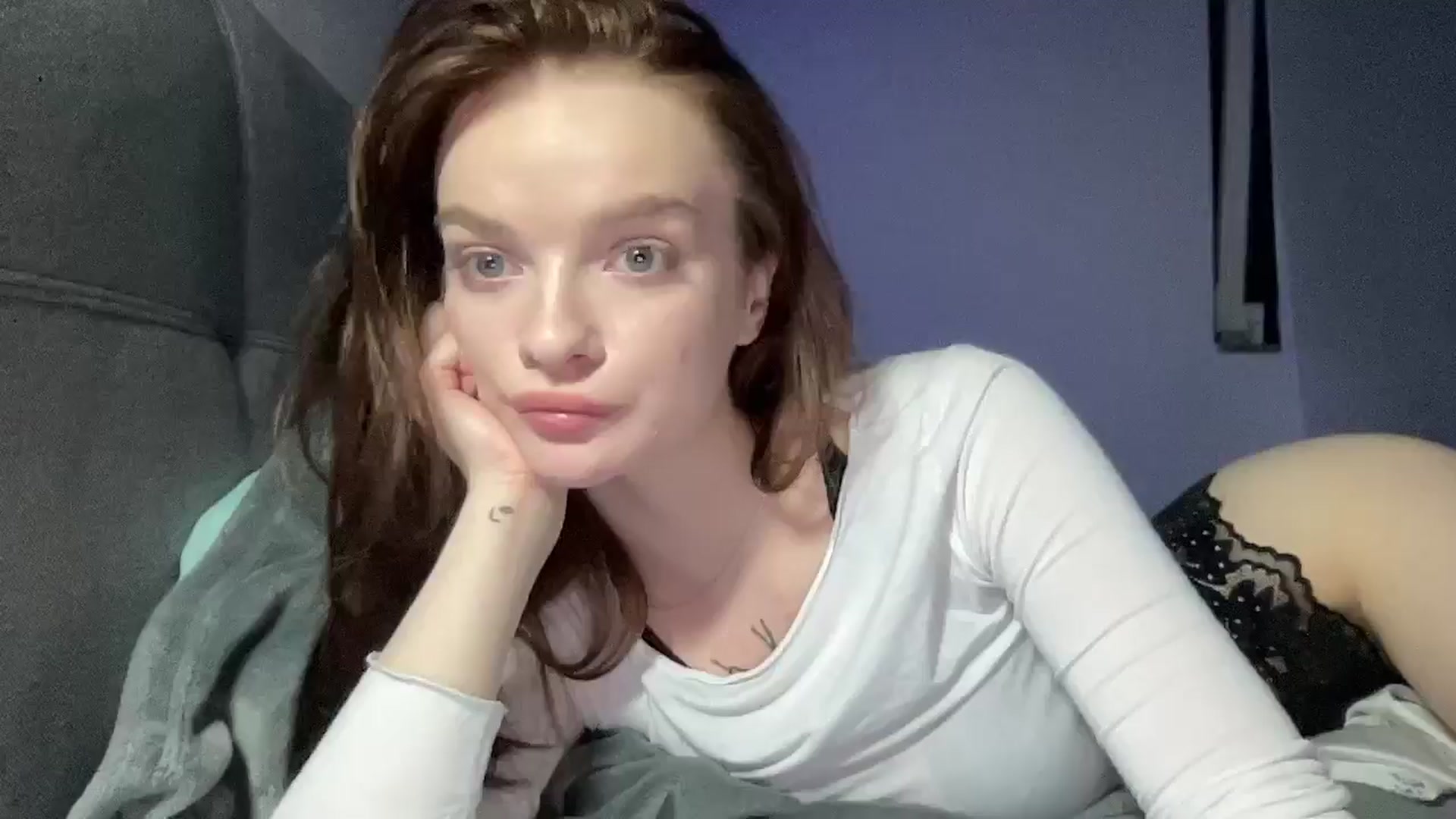 Gallery image thumbnail from Bella__Cullen's myfreecams stream on, 07/23/2024, 01:56 image 18 of 20