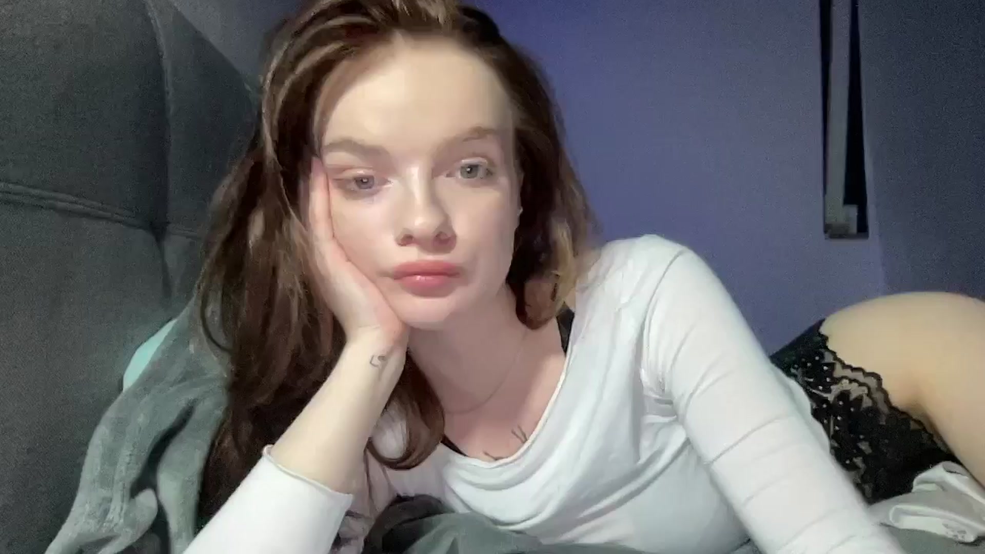 Gallery image thumbnail from Bella__Cullen's myfreecams stream on, 07/23/2024, 01:56 image 19 of 20