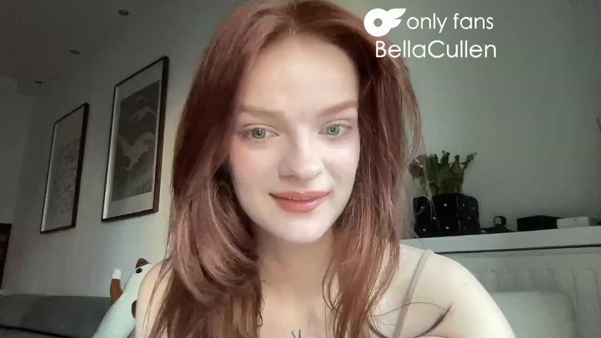 Gallery image thumbnail from Bella__Cullen's myfreecams stream on, 08/14/2024, 18:50 image 9 of 20