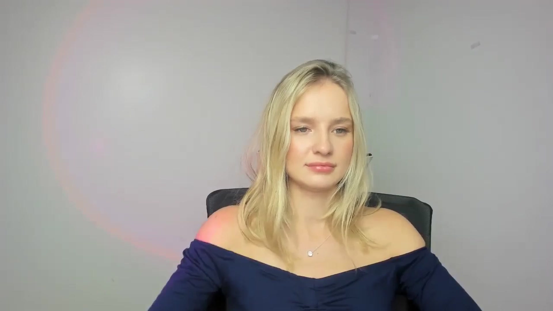 Gallery image thumbnail from Bella_amorere's myfreecams stream on, 09/06/2024, 11:51 image 19 of 20