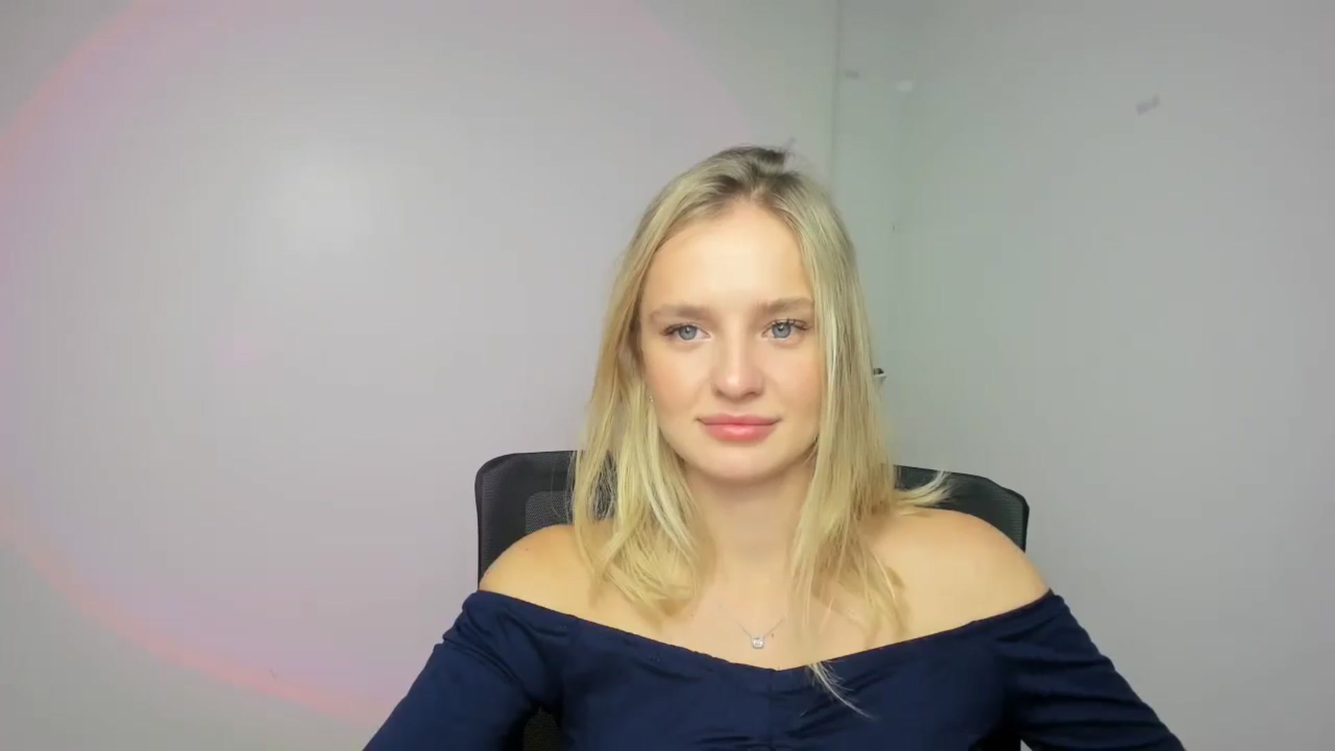 Gallery image thumbnail from Bella_amorere's myfreecams stream on, 09/06/2024, 14:34 image 7 of 20
