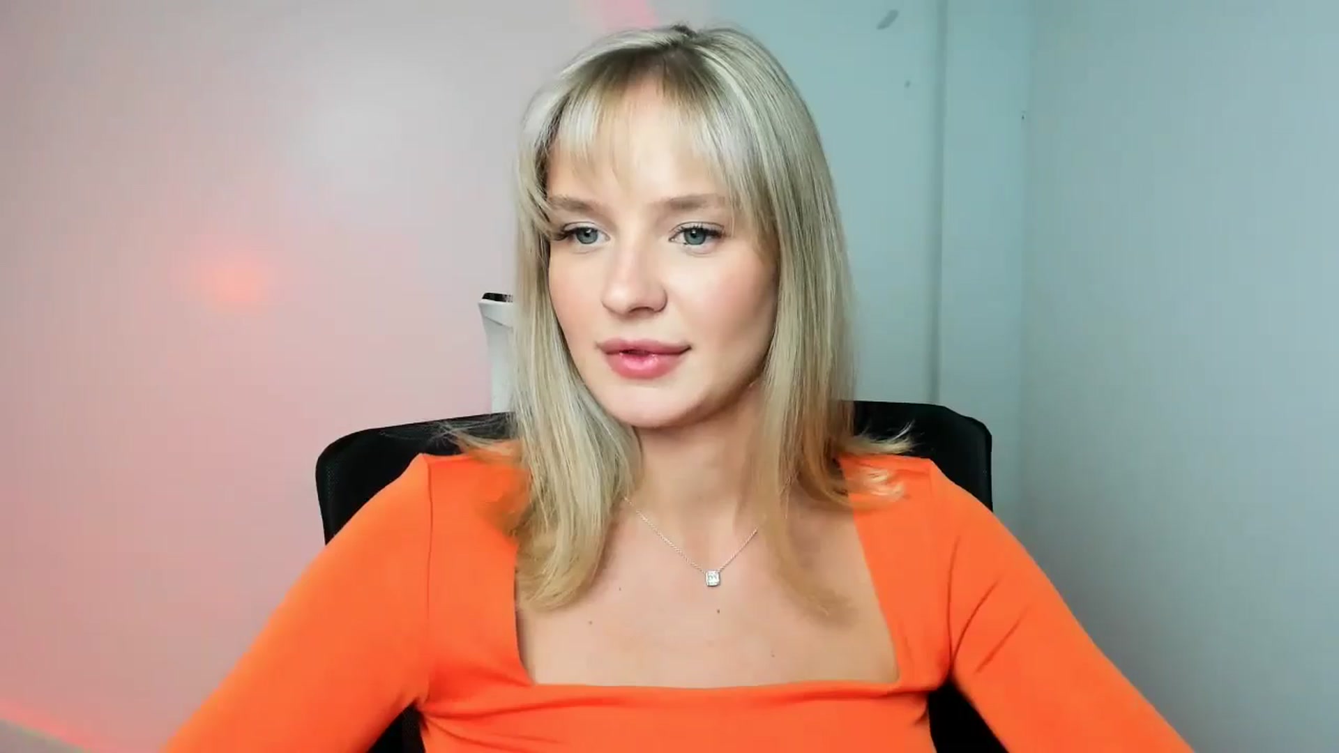 Gallery image thumbnail from Bella_amorere's myfreecams stream on, 10/24/2024, 15:00 image 3 of 20