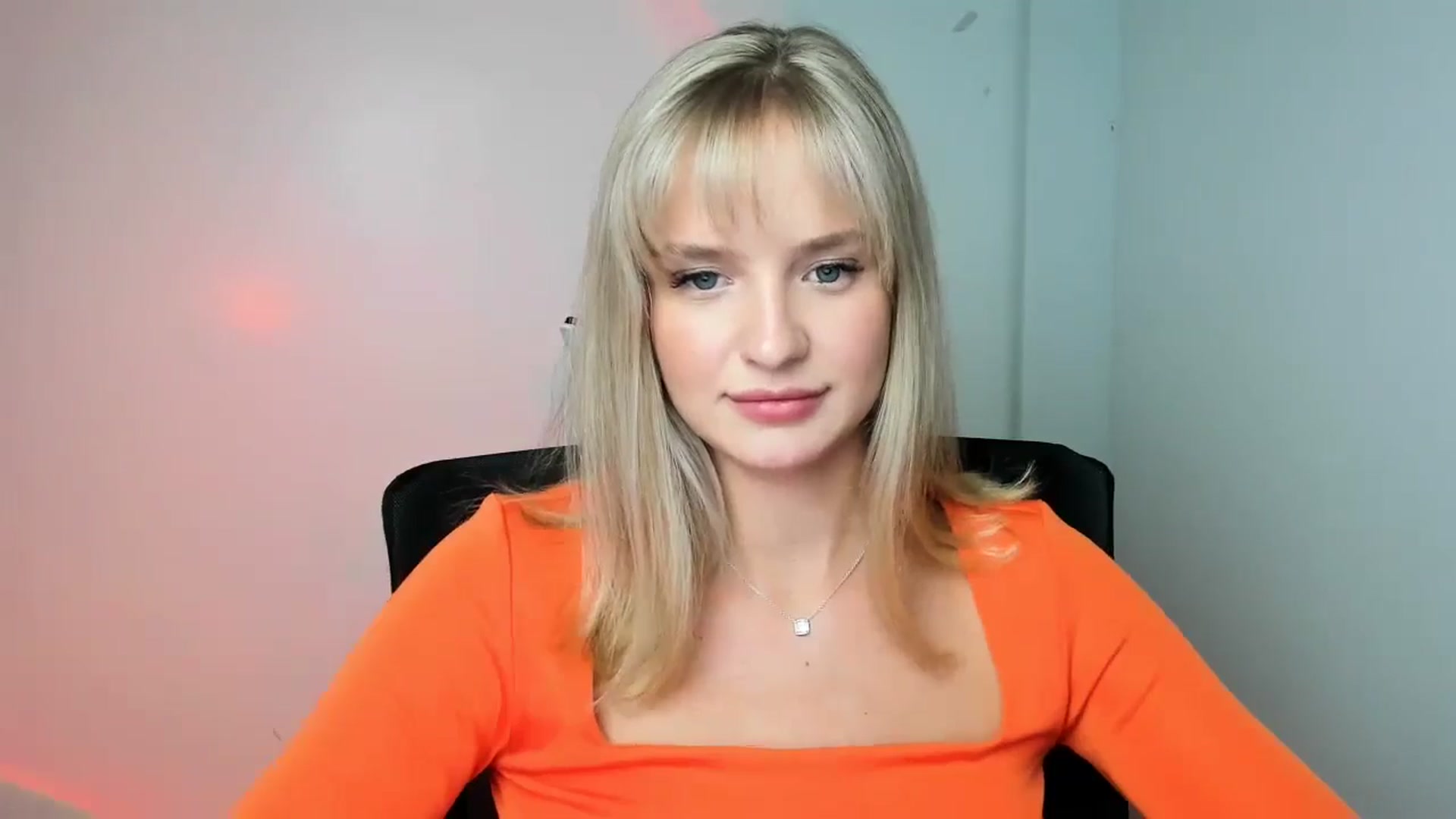 Gallery image thumbnail from Bella_amorere's myfreecams stream on, 10/24/2024, 15:00 image 4 of 20