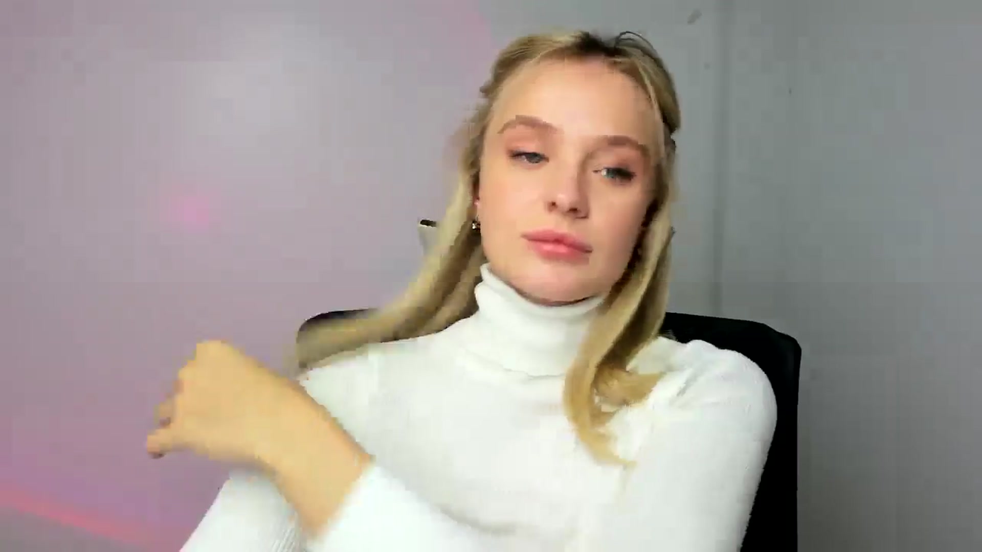 Gallery image thumbnail from Bella_amorere's myfreecams stream on, 12/08/2024, 14:09 image 7 of 20