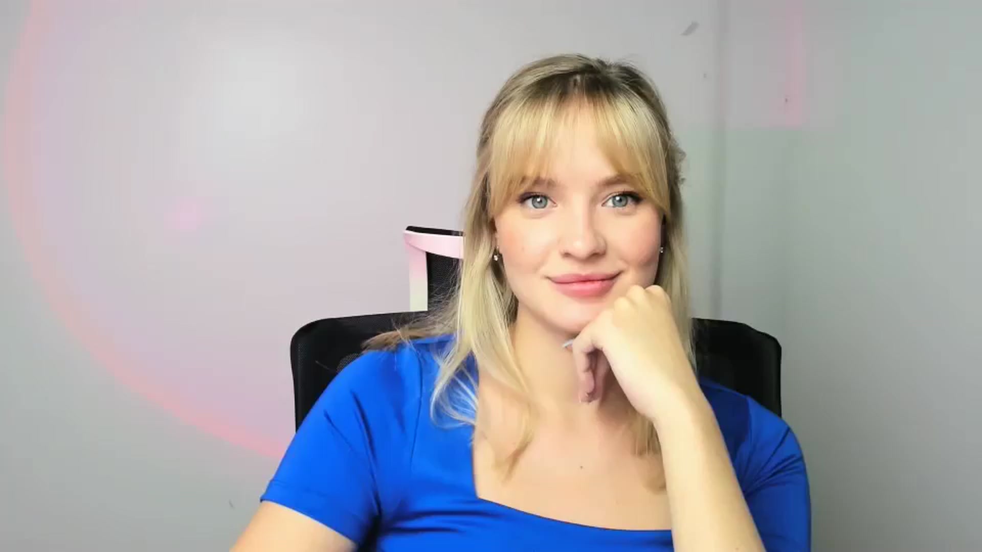 Gallery image thumbnail from Bella_amorere's myfreecams stream on, 12/09/2024, 13:46 image 1 of 20
