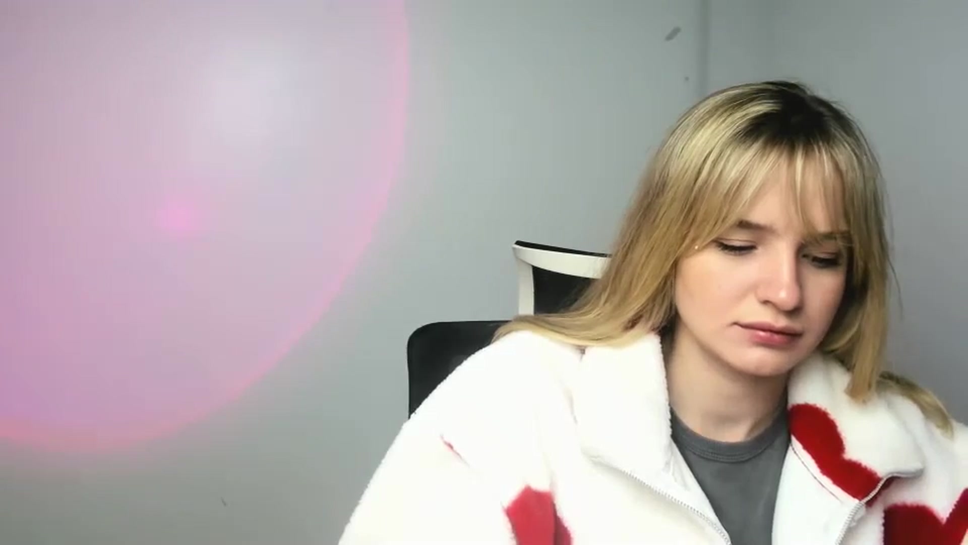 Gallery image thumbnail from Bella_amorere's myfreecams stream on, 12/12/2024, 06:49 image 14 of 20