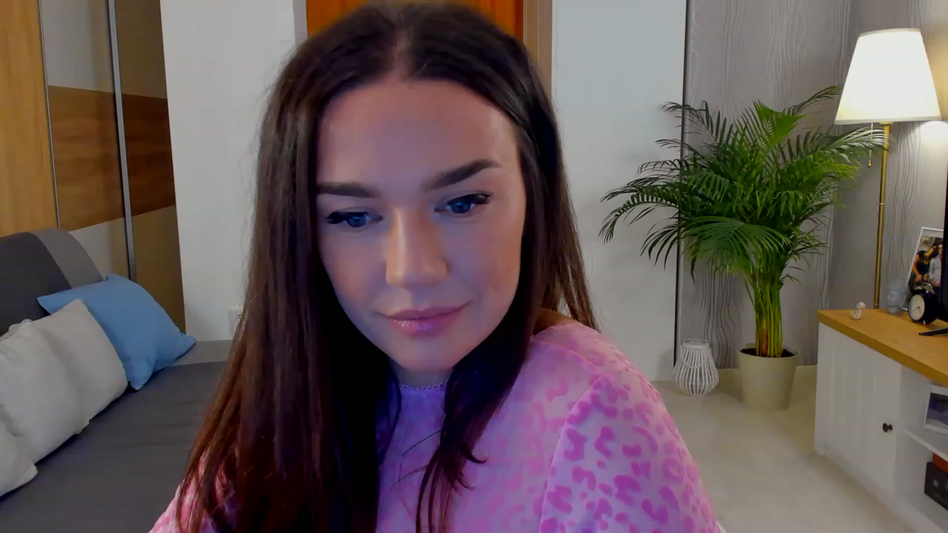 Gallery image thumbnail from BellaaDona's myfreecams stream on, 11/16/2022, 15:04 image 9 of 20