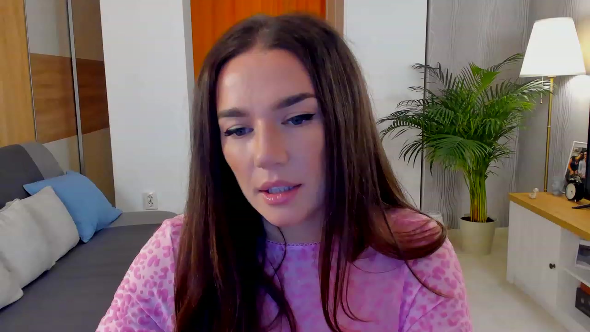 Gallery image thumbnail from BellaaDona's myfreecams stream on, 11/16/2022, 15:04 image 5 of 20
