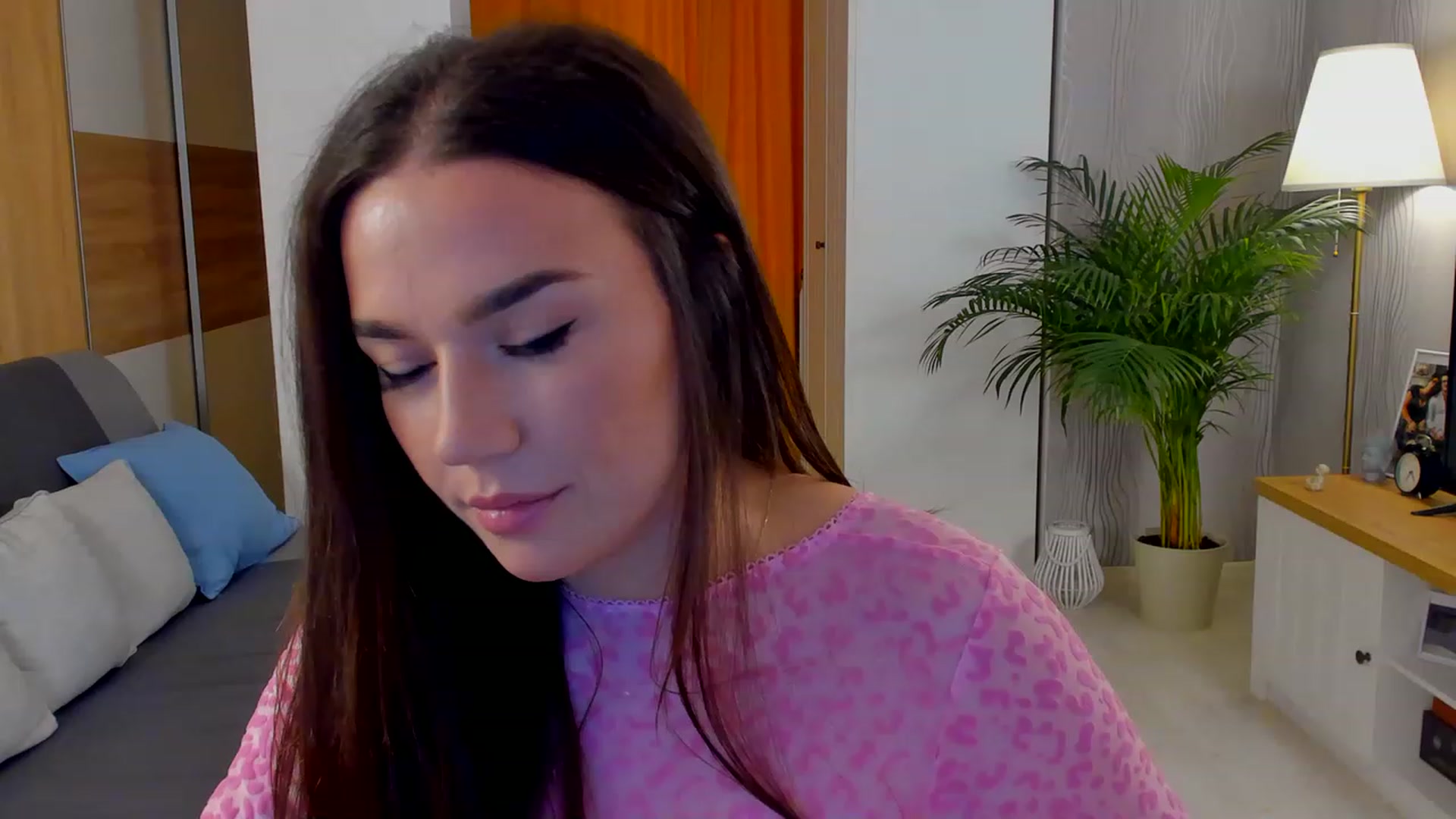 Gallery image thumbnail from BellaaDona's myfreecams stream on, 11/16/2022, 15:04 image 7 of 20