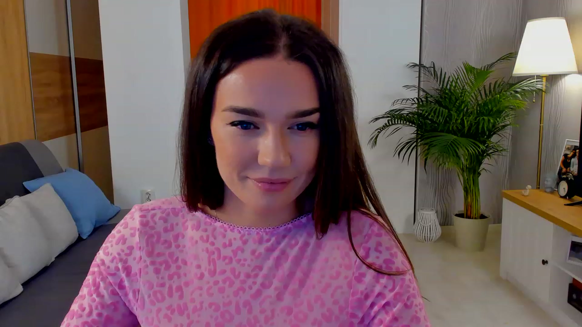 Gallery image thumbnail from BellaaDona's myfreecams stream on, 11/16/2022, 15:04 image 2 of 20