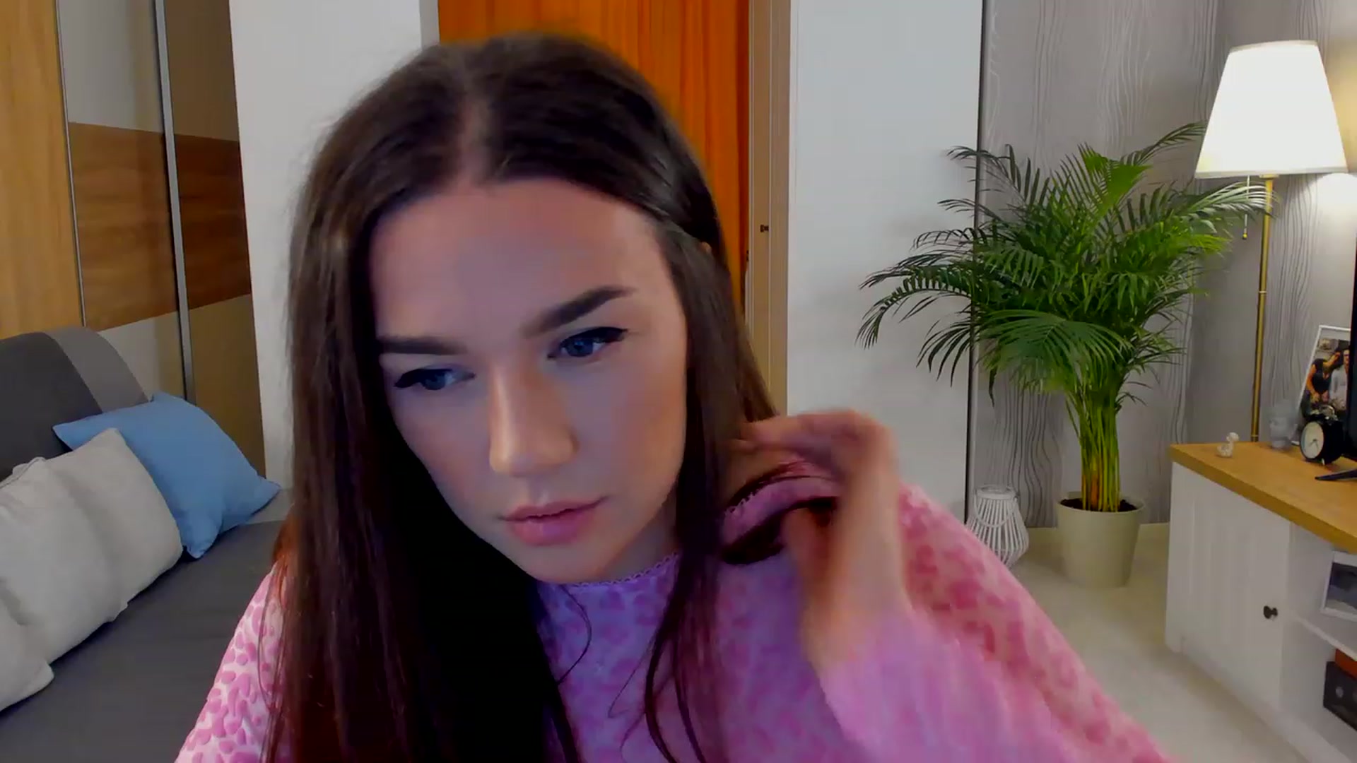 Gallery image thumbnail from BellaaDona's myfreecams stream on, 11/16/2022, 15:04 image 8 of 20