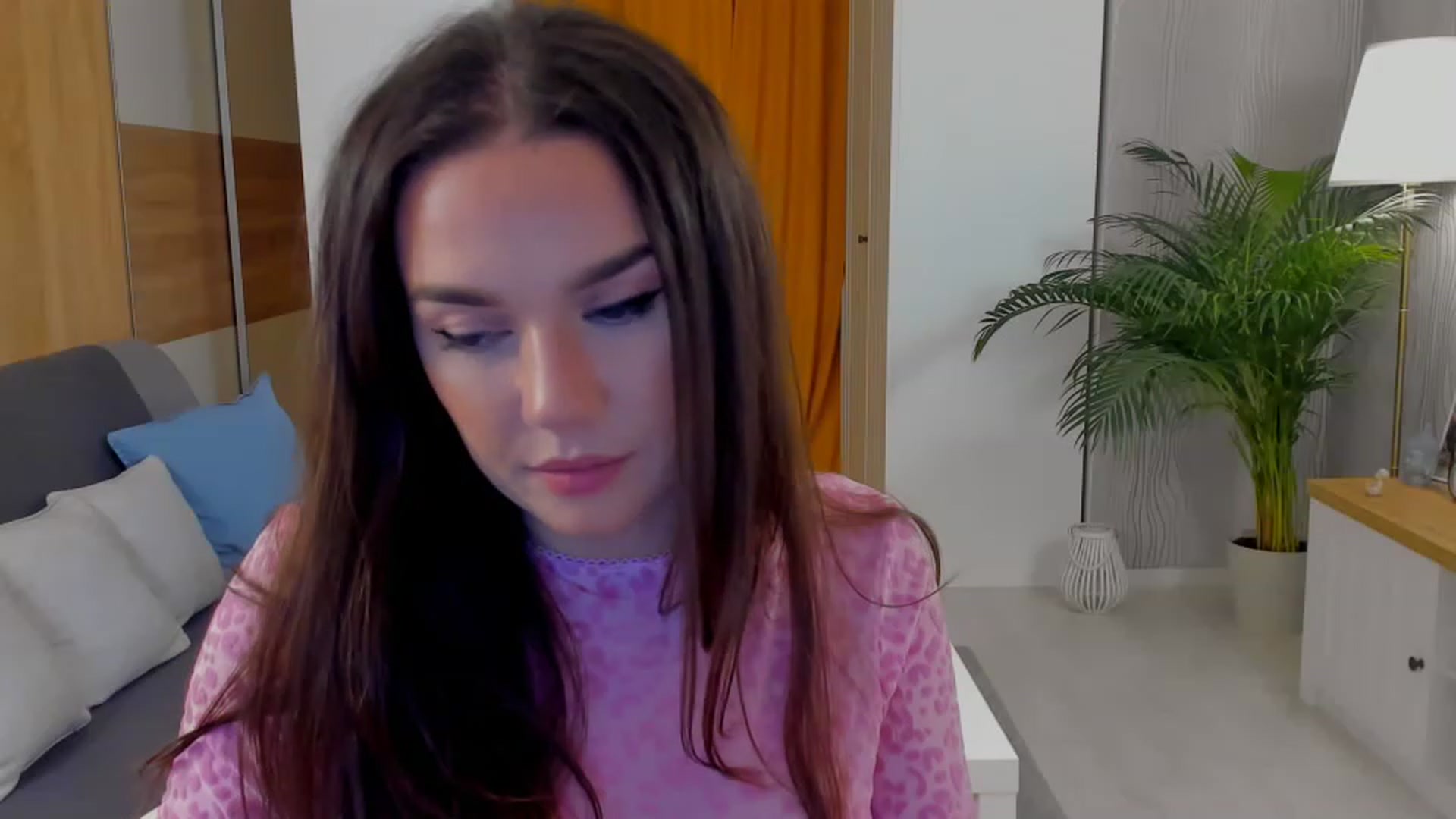 Gallery image thumbnail from BellaaDona's myfreecams stream on, 11/22/2022, 01:31 image 15 of 20
