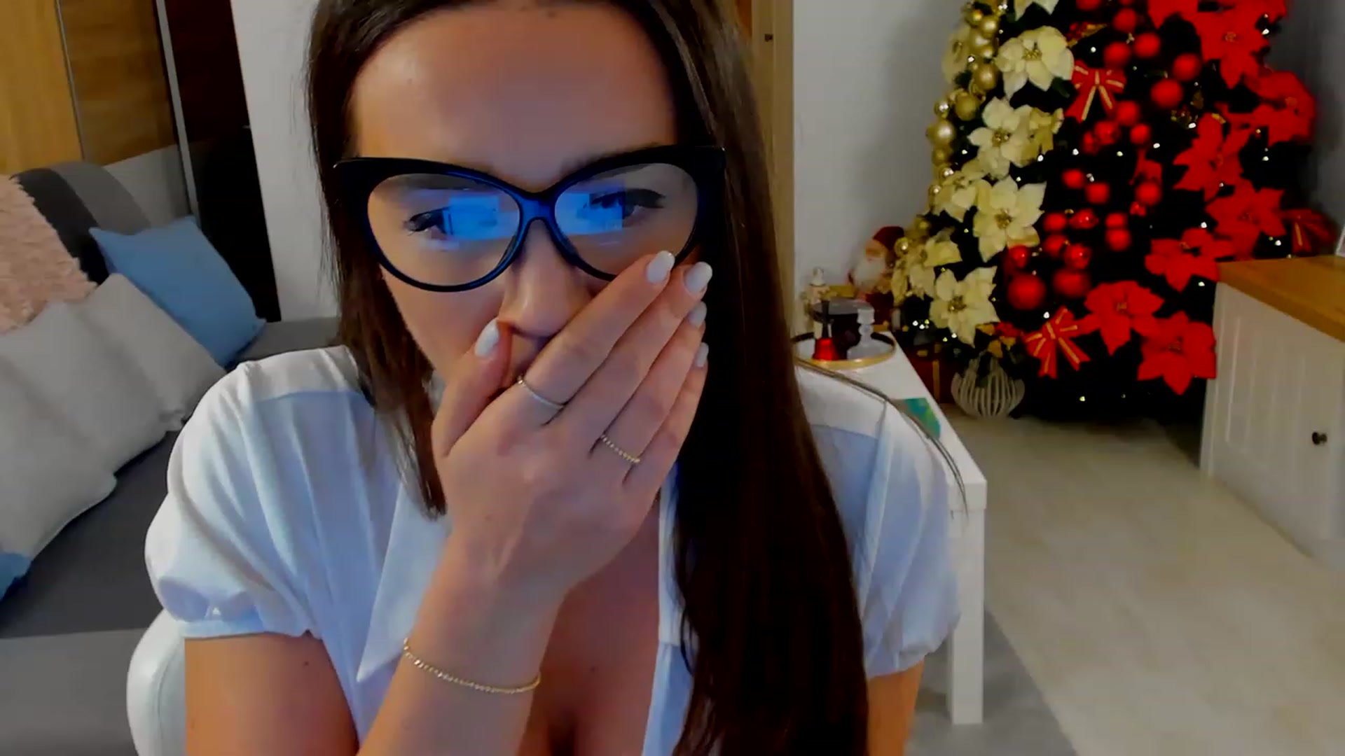 Gallery image thumbnail from BellaaDona's myfreecams stream on, 12/01/2022, 02:18 image 2 of 20
