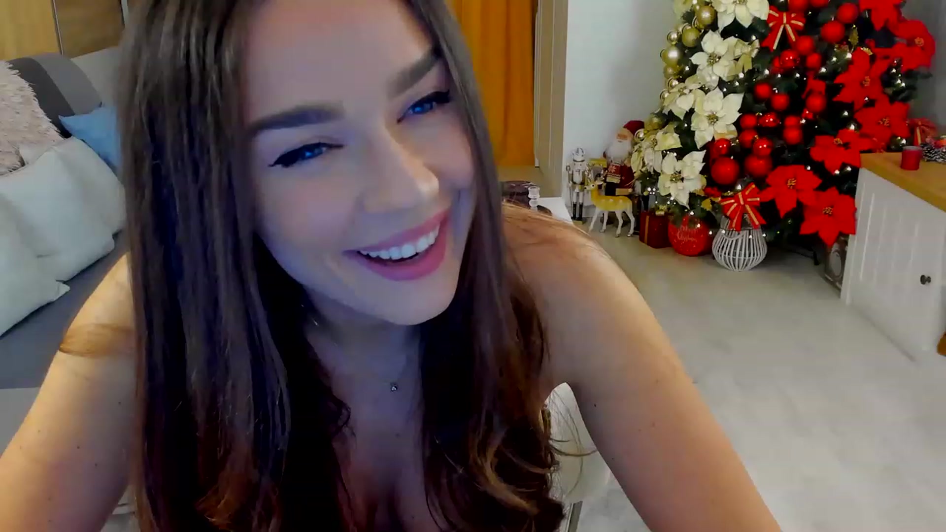Gallery image thumbnail from BellaaDona's myfreecams stream on, 12/06/2022, 01:38 image 18 of 20