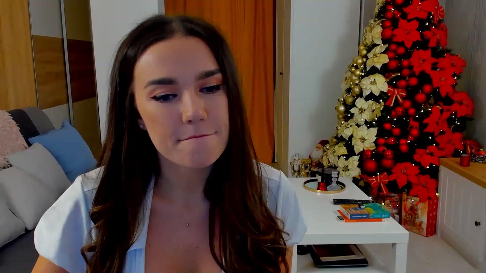 Gallery image thumbnail from BellaaDona's myfreecams stream on, 12/08/2022, 24:08 image 19 of 20