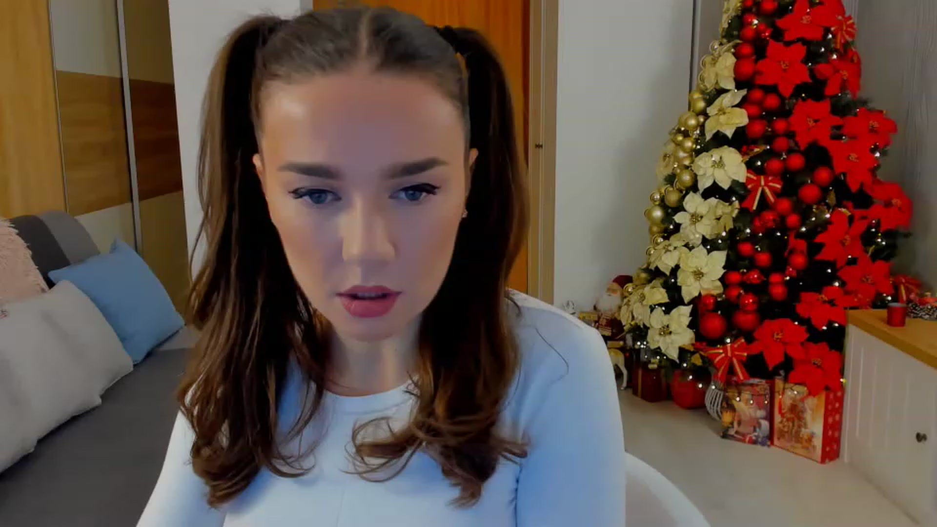 Gallery image thumbnail from BellaaDona's myfreecams stream on, 12/08/2022, 14:29 image 9 of 20