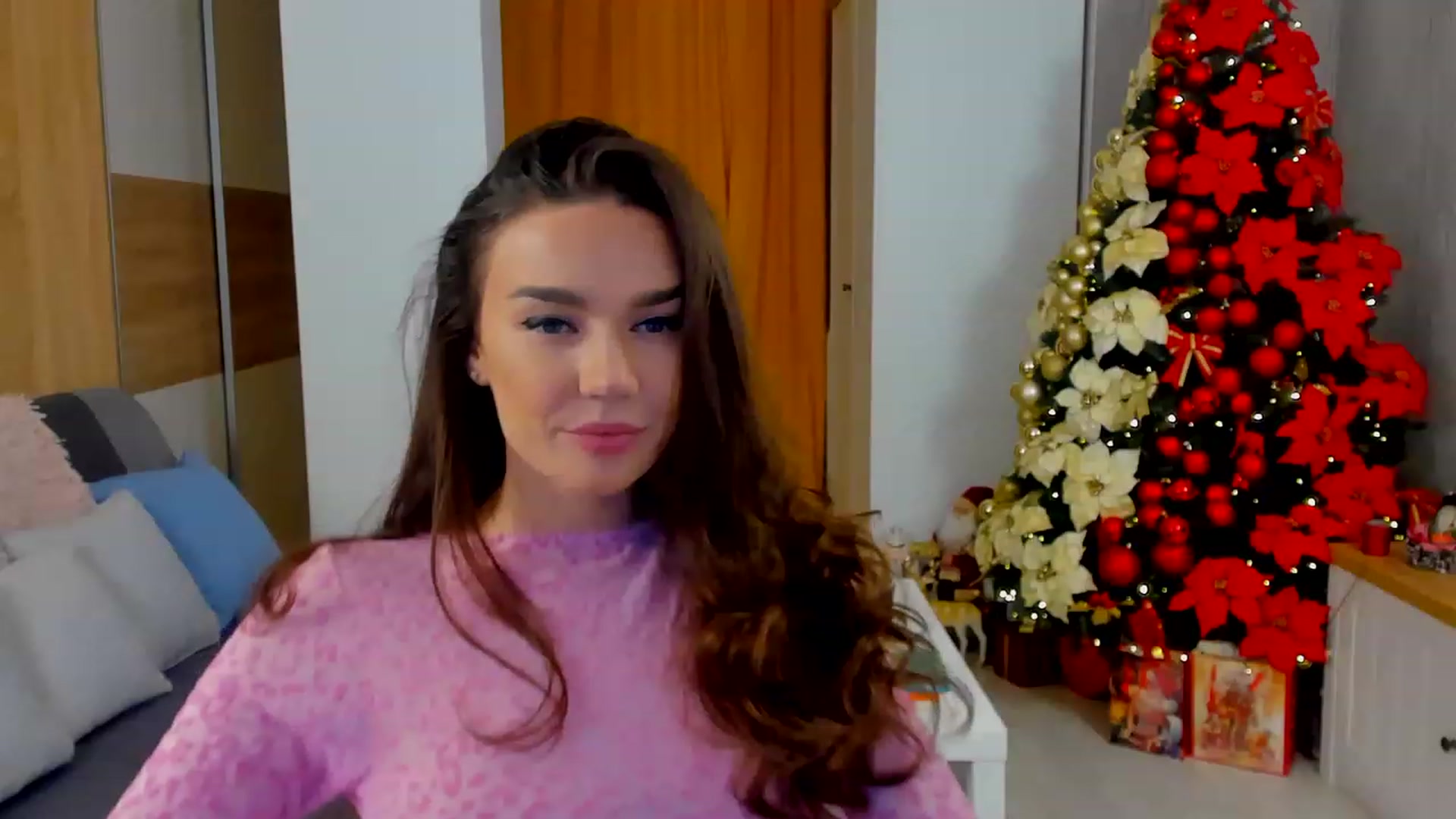 Gallery image thumbnail from BellaaDona's myfreecams stream on, 12/10/2022, 23:30 image 9 of 20