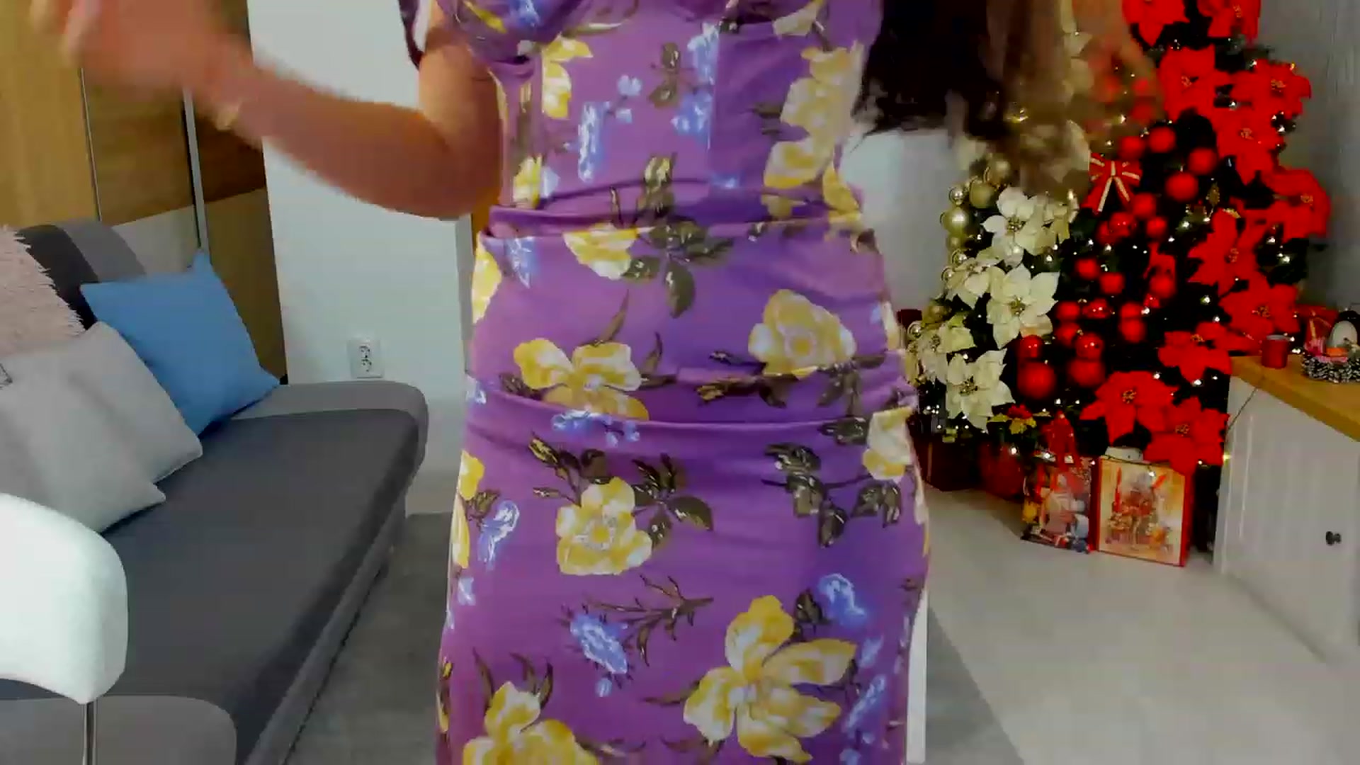 Gallery image thumbnail from BellaaDona's myfreecams stream on, 12/11/2022, 01:38 image 10 of 20