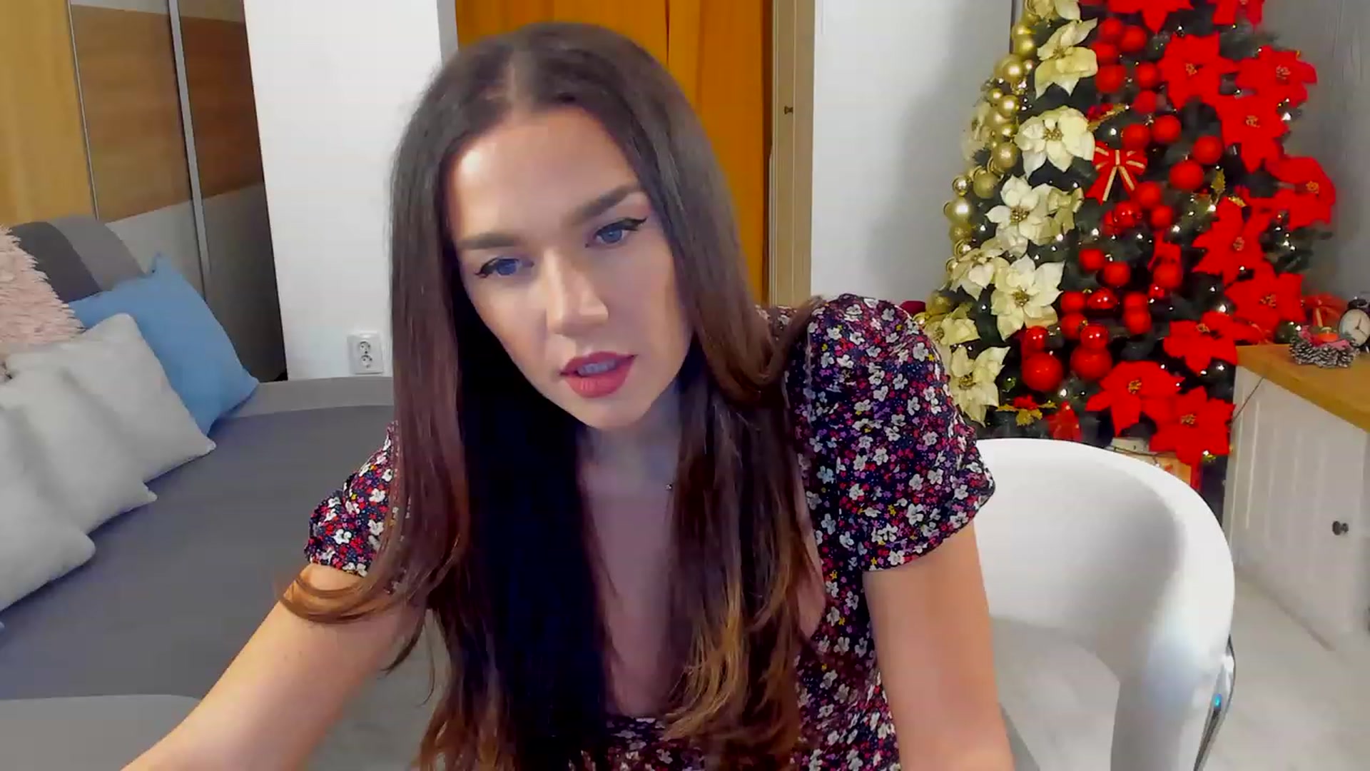 Gallery image thumbnail from BellaaDona's myfreecams stream on, 12/12/2022, 23:27 image 5 of 20