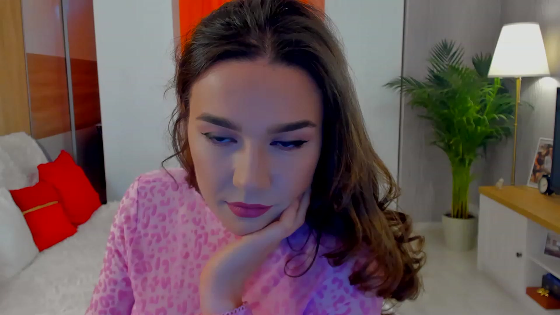 Gallery image thumbnail from BellaaDona's myfreecams stream on, 01/16/2023, 12:10 image 17 of 20