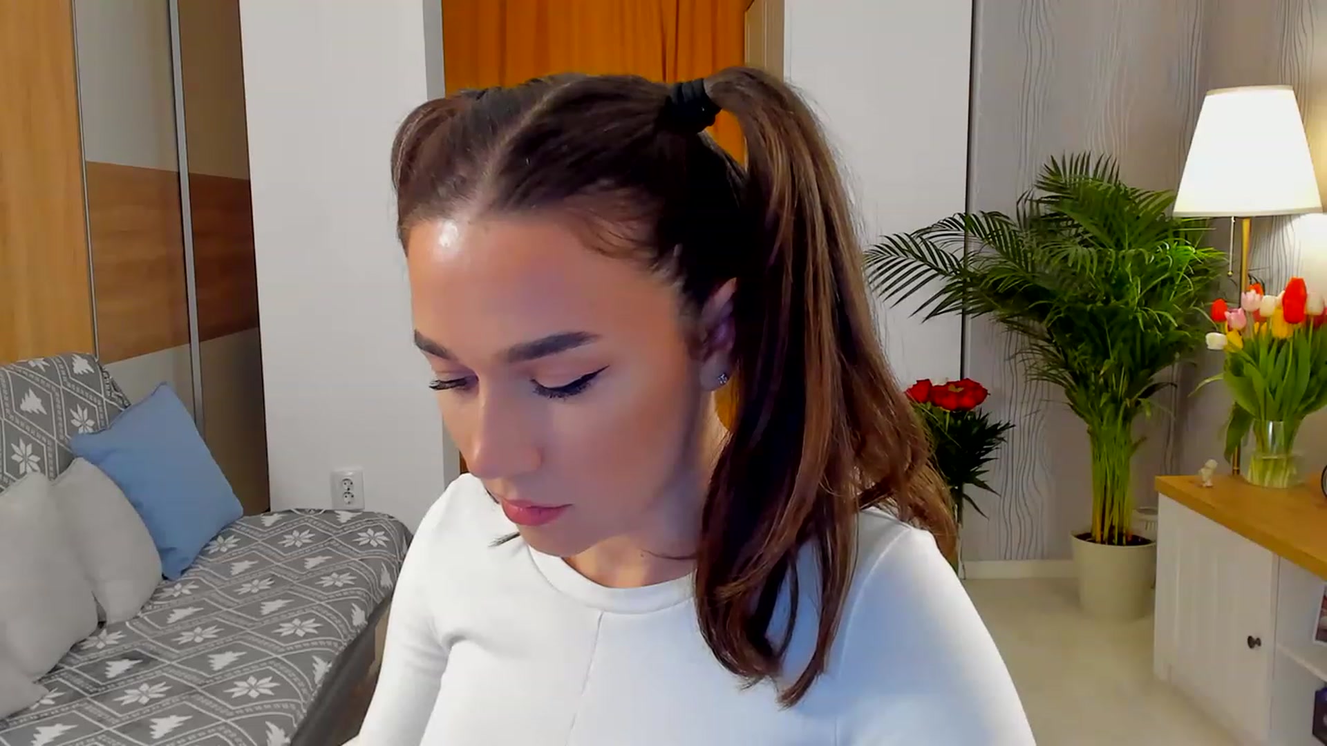 Gallery image thumbnail from BellaaDona's myfreecams stream on, 02/17/2023, 23:35 image 15 of 20