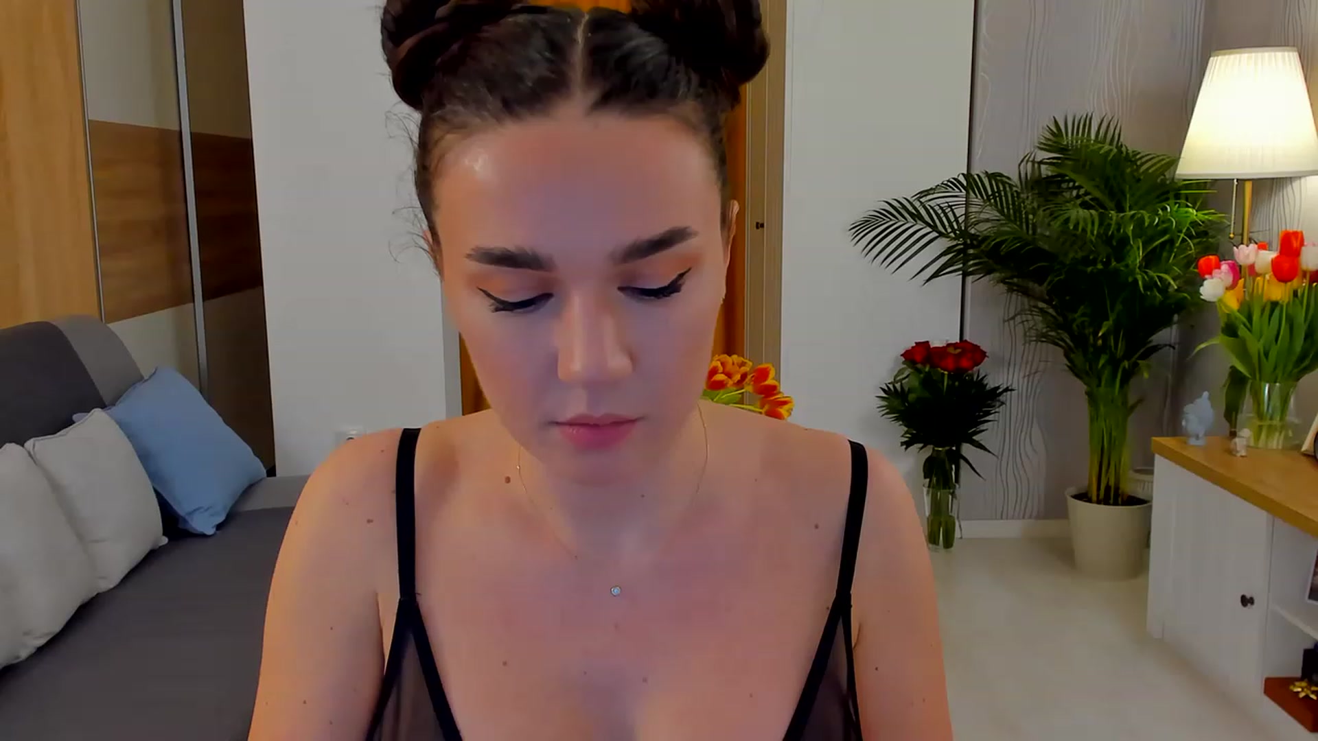 Gallery image thumbnail from BellaaDona's myfreecams stream on, 02/19/2023, 01:36 image 18 of 20