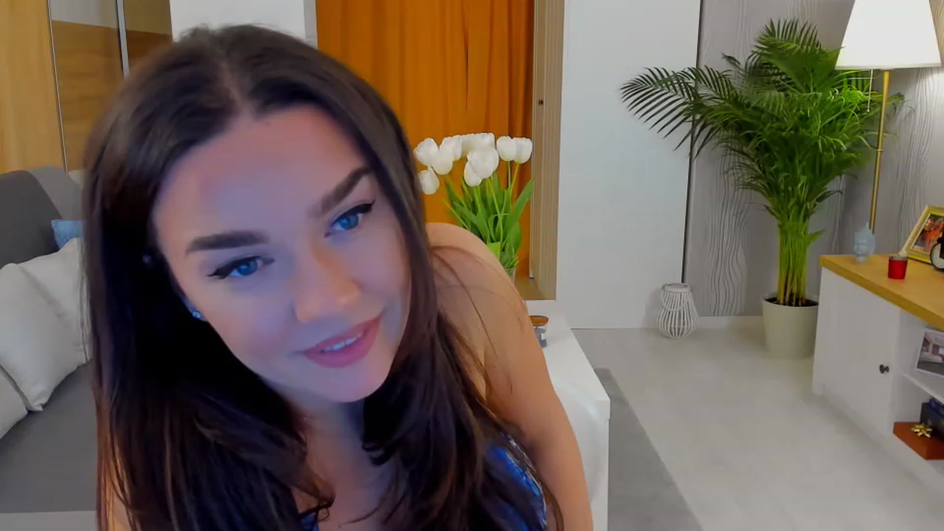 Gallery image thumbnail from BellaaDona's myfreecams stream on, 03/06/2023, 01:15 image 14 of 20