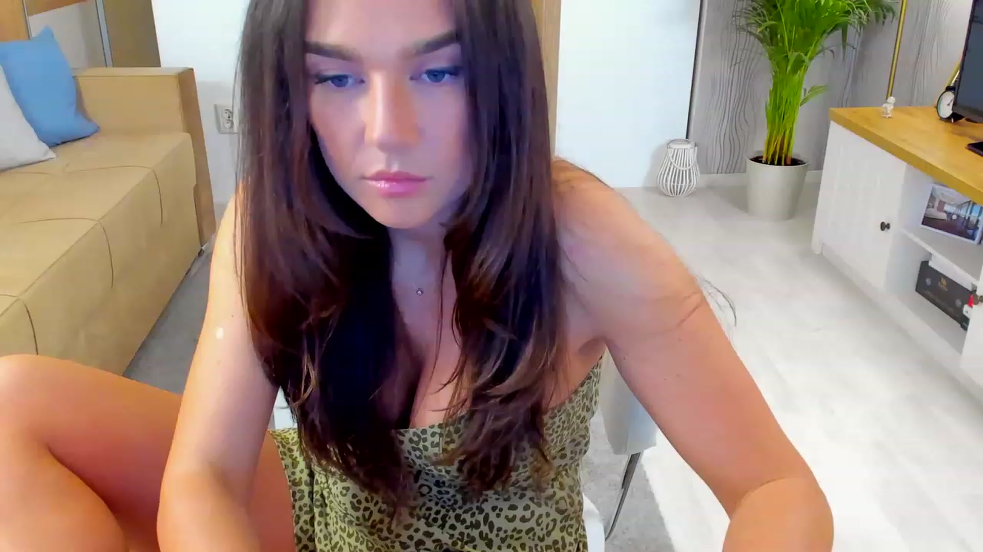 Gallery image thumbnail from BellaaDona's myfreecams stream on, 04/19/2023, 22:31 image 11 of 20