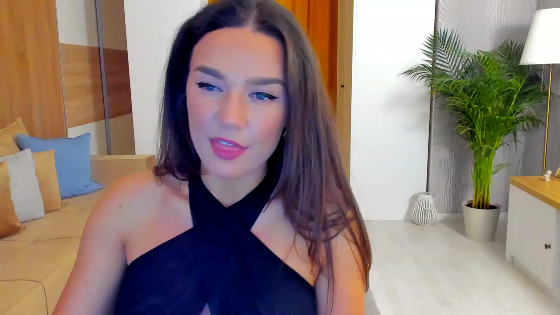 Gallery image thumbnail from BellaaDona's myfreecams stream on, 05/07/2023, 23:36 image 13 of 20
