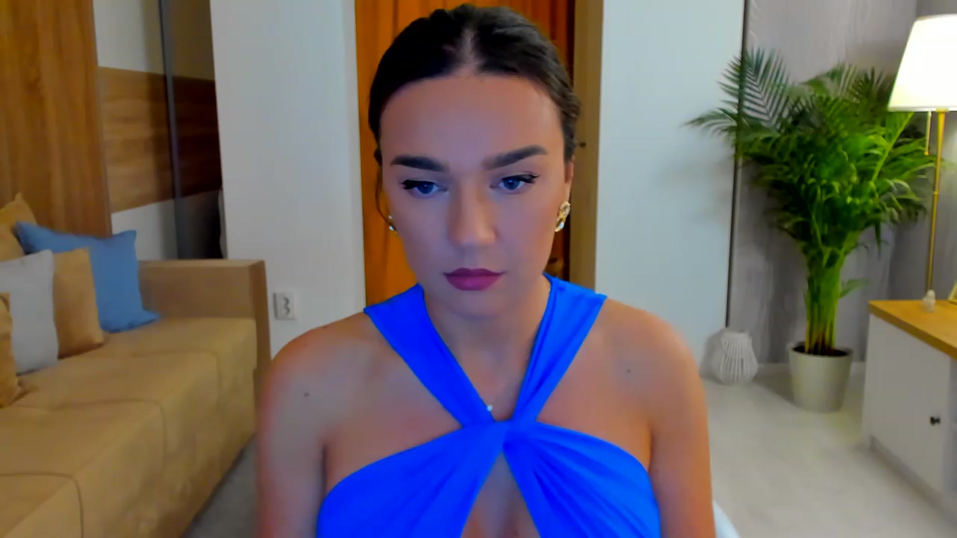 Gallery image thumbnail from BellaaDona's myfreecams stream on, 05/10/2023, 23:44 image 17 of 20