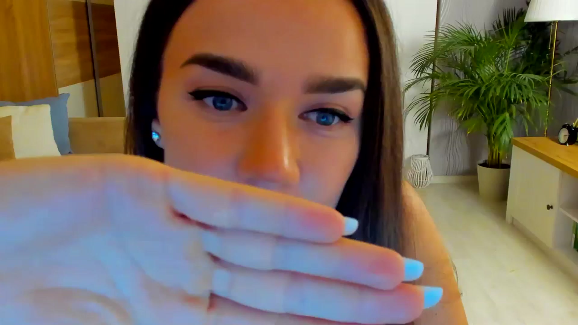 Gallery image thumbnail from BellaaDona's myfreecams stream on, 10/16/2023, 02:44 image 15 of 20