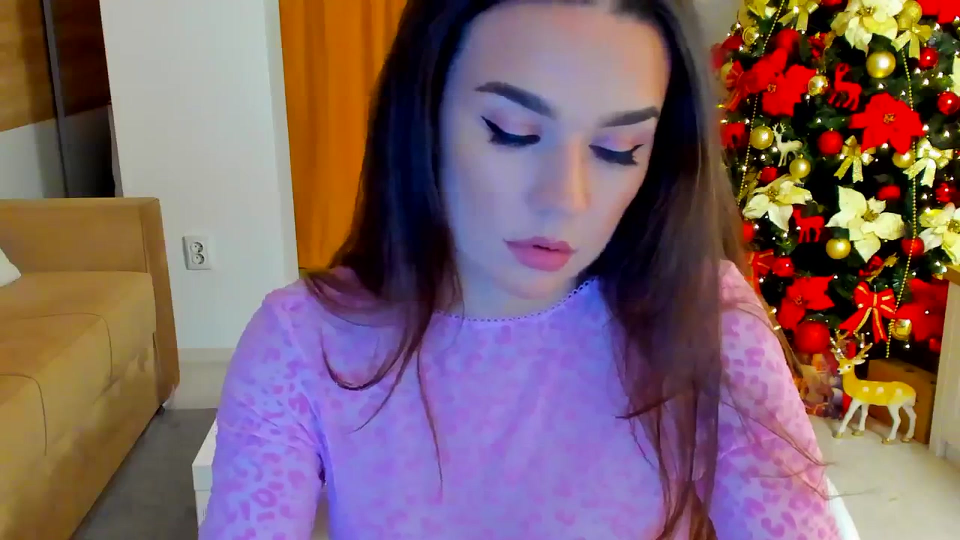Gallery image thumbnail from BellaaDona's myfreecams stream on, 12/12/2023, 03:10 image 20 of 20