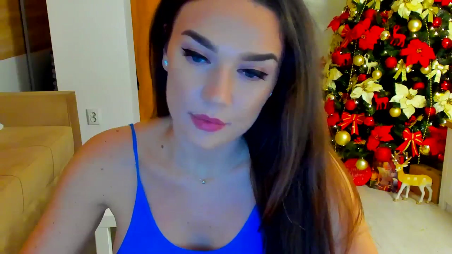 Gallery image thumbnail from BellaaDona's myfreecams stream on, 12/13/2023, 24:20 image 2 of 20