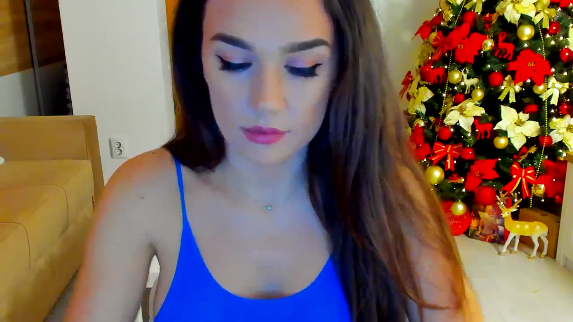 Gallery image thumbnail from BellaaDona's myfreecams stream on, 12/13/2023, 24:20 image 10 of 20