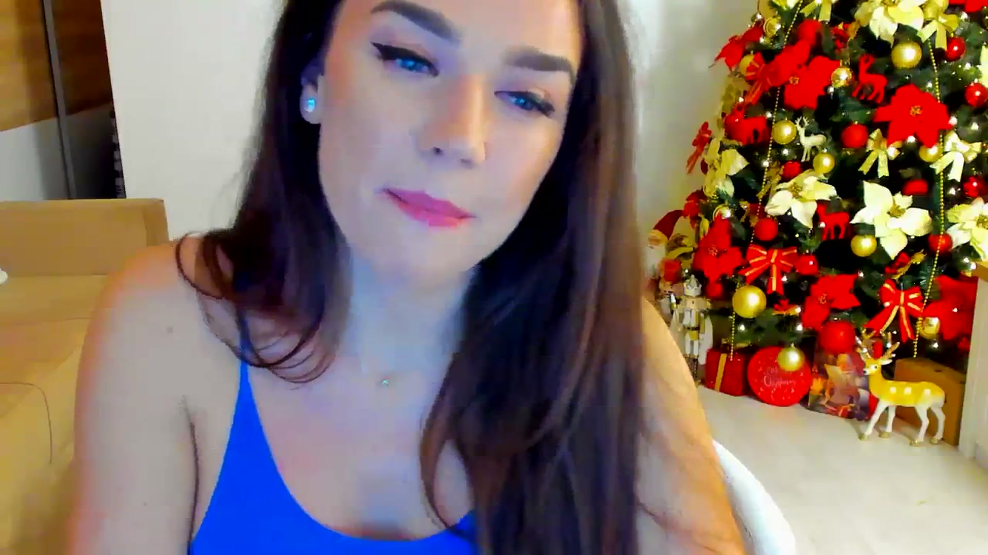 Gallery image thumbnail from BellaaDona's myfreecams stream on, 12/13/2023, 24:20 image 15 of 20