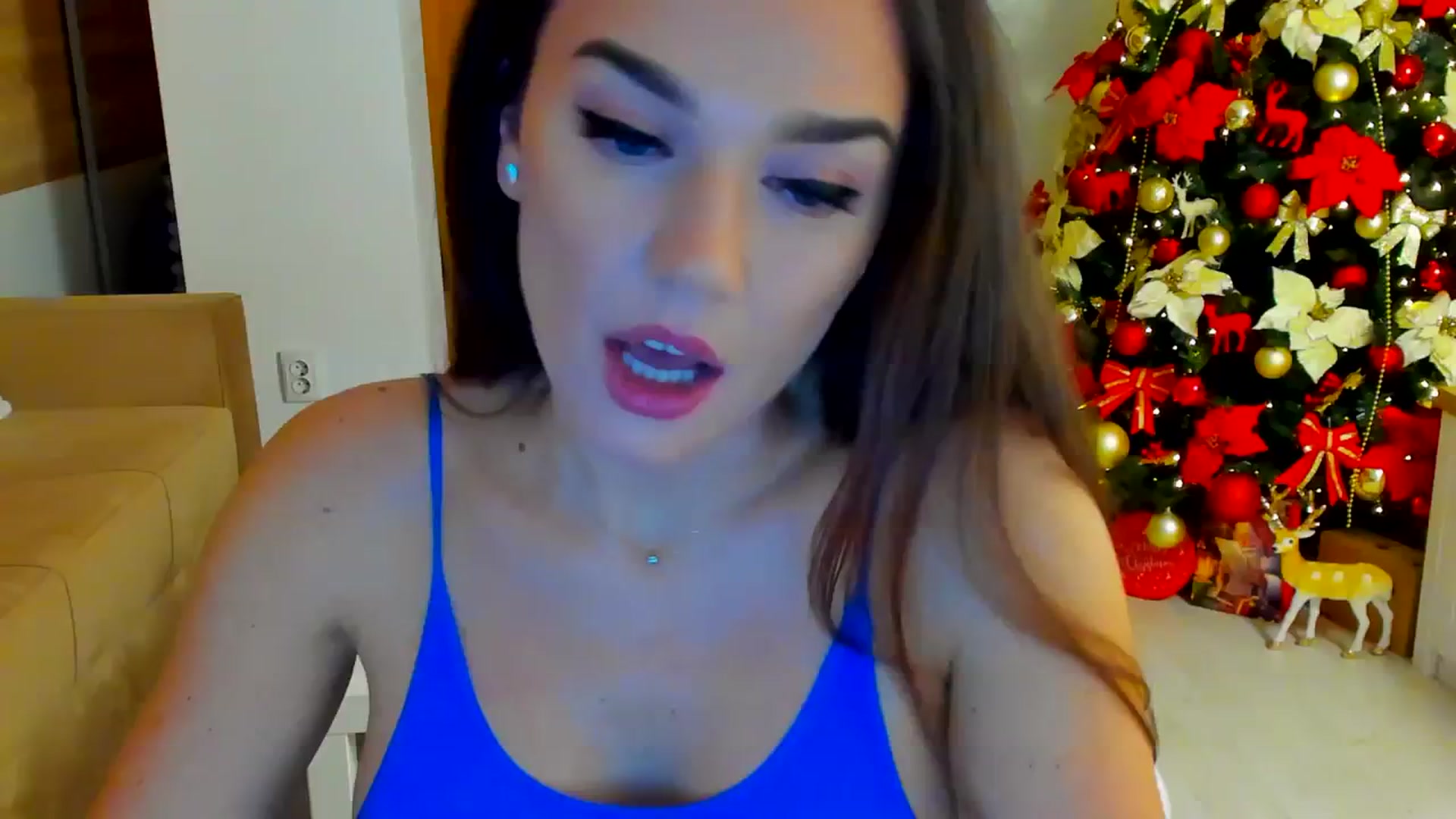 Gallery image thumbnail from BellaaDona's myfreecams stream on, 12/13/2023, 24:20 image 7 of 20