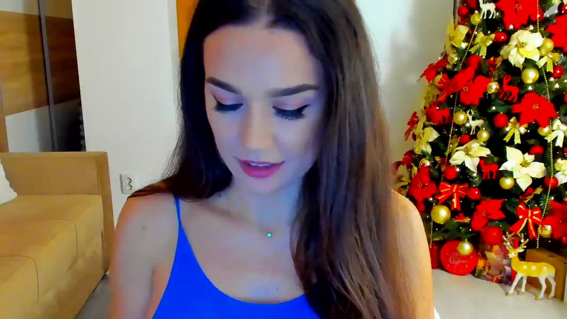Gallery image thumbnail from BellaaDona's myfreecams stream on, 12/13/2023, 02:23 image 2 of 20