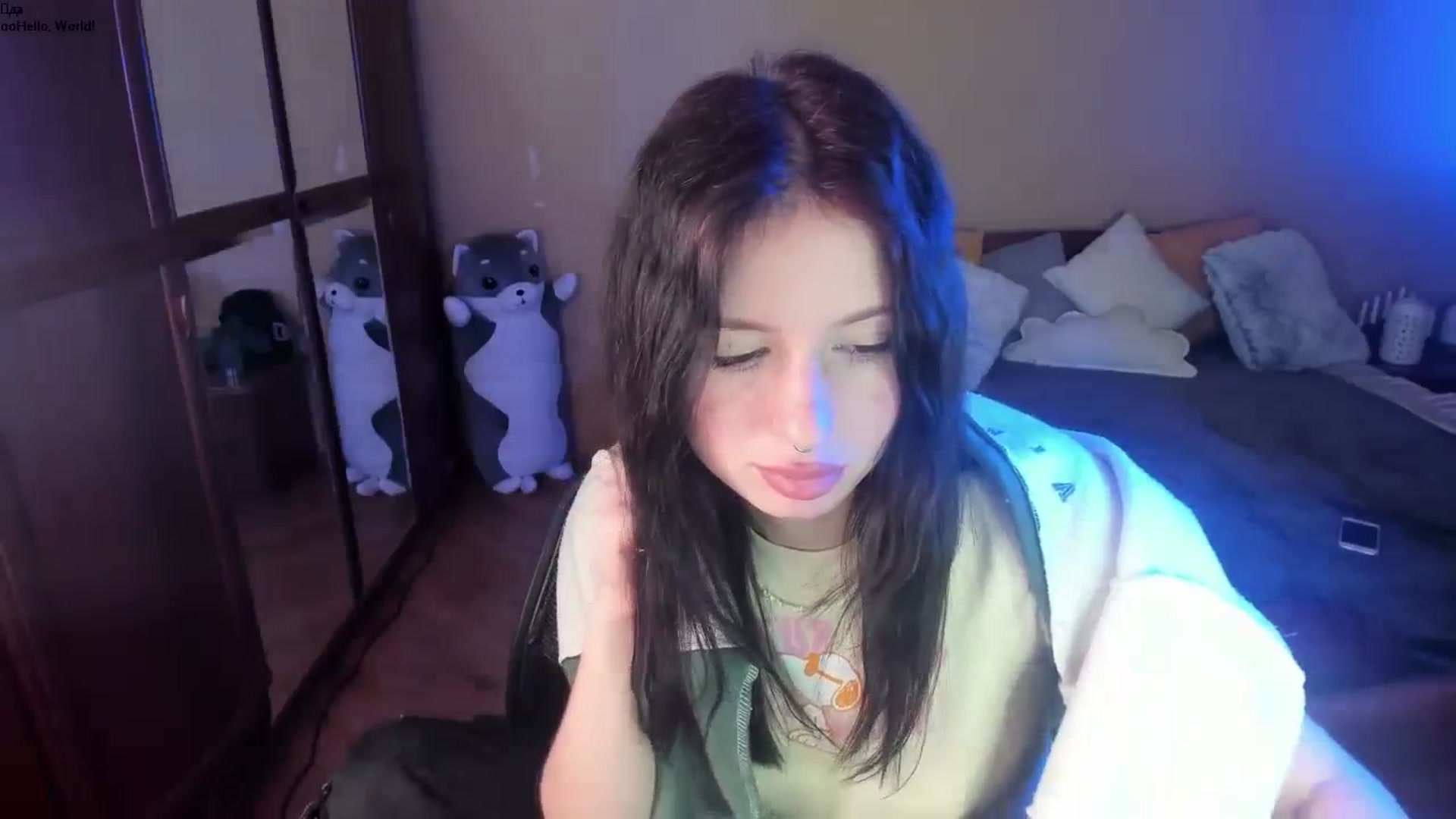 Gallery image thumbnail from BellaaaJones's myfreecams stream on, 03/31/2024, 10:04 image 10 of 20
