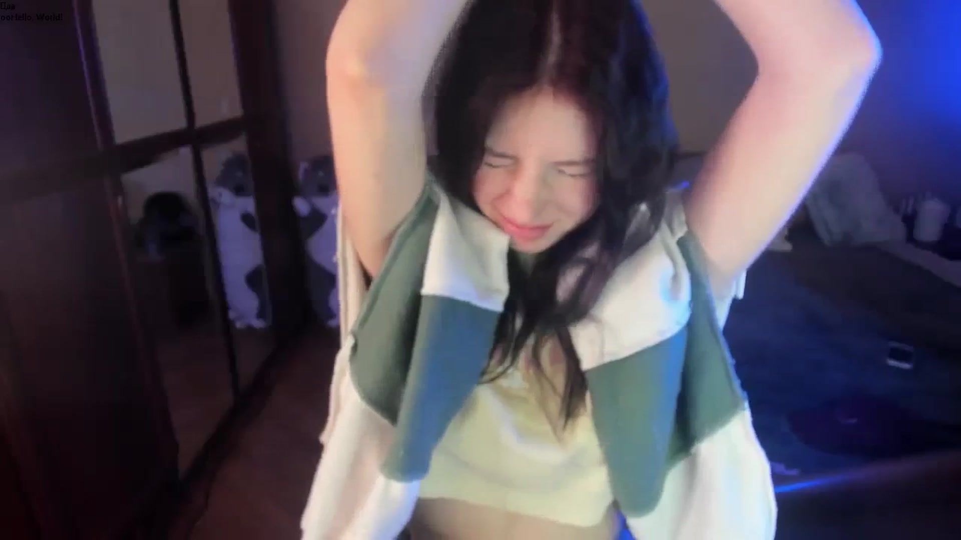 Gallery image thumbnail from BellaaaJones's myfreecams stream on, 03/31/2024, 10:04 image 18 of 20