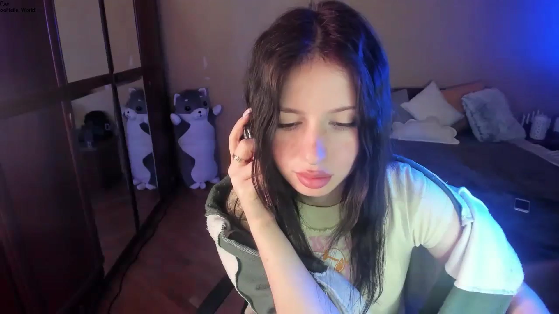 Gallery image thumbnail from BellaaaJones's myfreecams stream on, 03/31/2024, 10:04 image 14 of 20