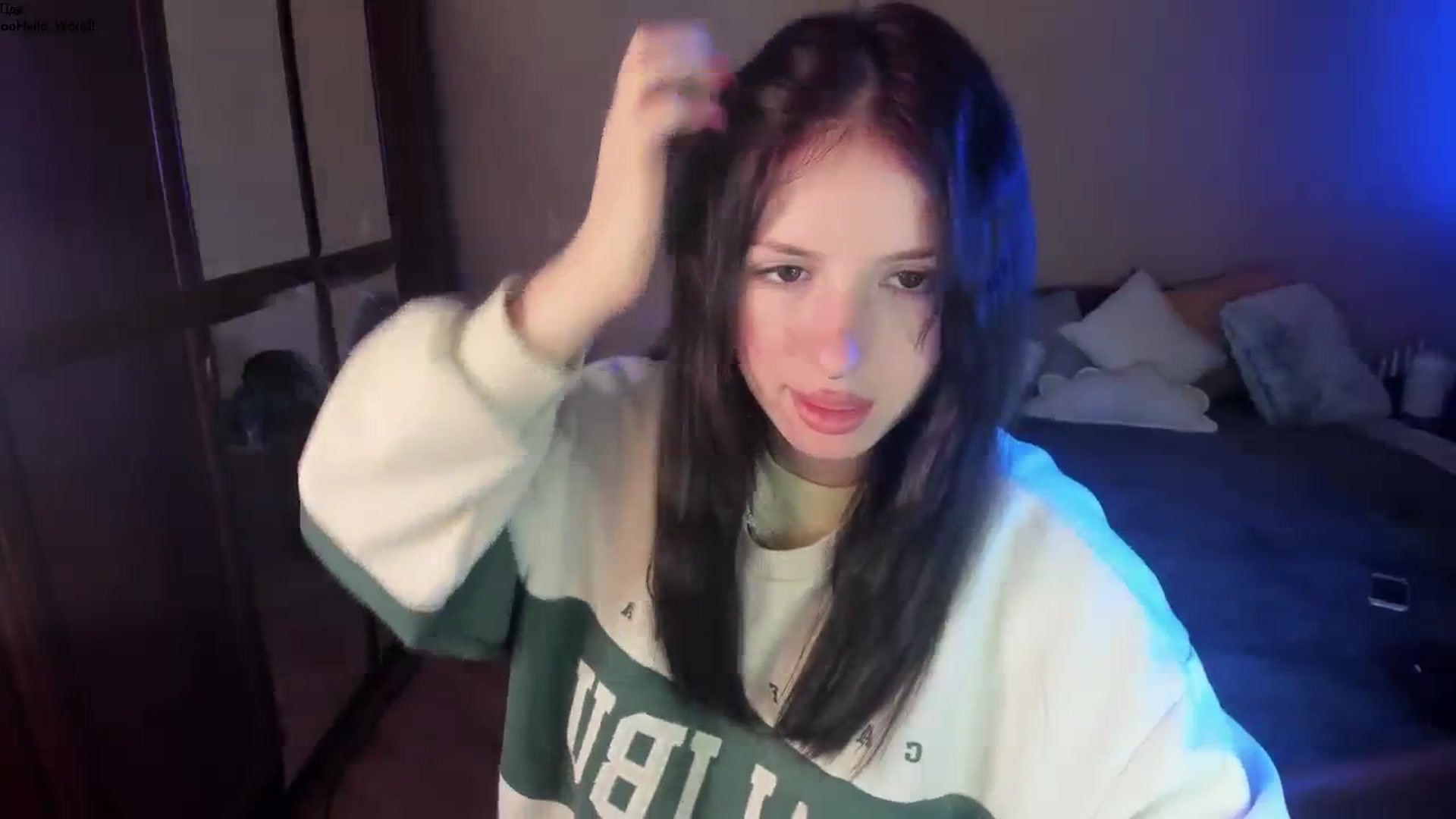 Gallery image thumbnail from BellaaaJones's myfreecams stream on, 03/31/2024, 11:22 image 13 of 20