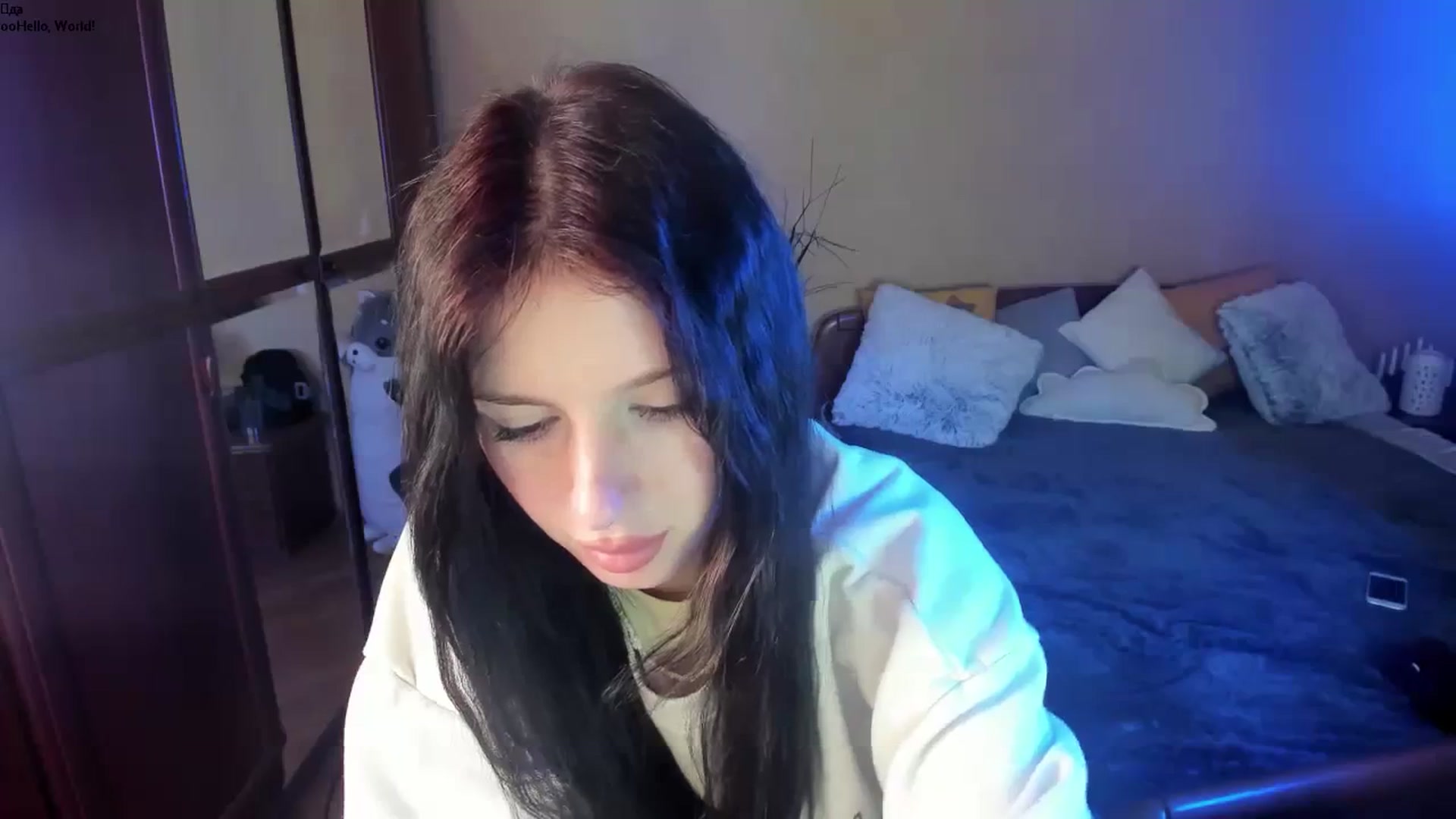 Gallery image thumbnail from BellaaaJones's myfreecams stream on, 03/31/2024, 11:22 image 3 of 20