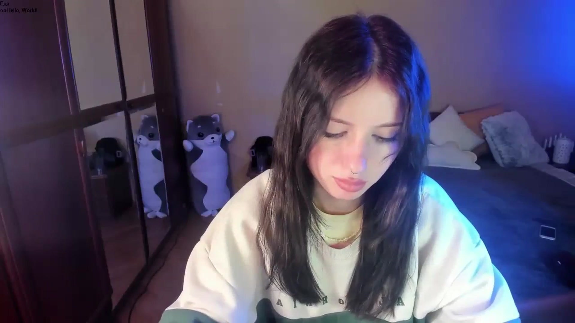 Gallery image thumbnail from BellaaaJones's myfreecams stream on, 03/31/2024, 11:22 image 12 of 20