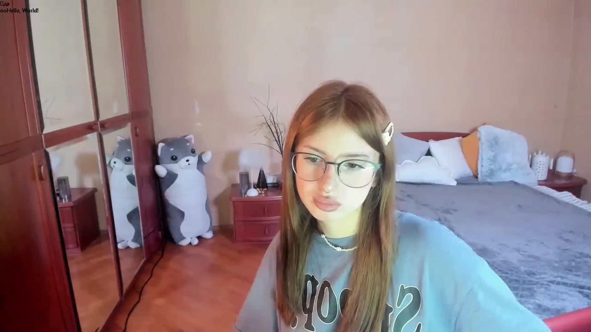 Gallery image thumbnail from BellaaaJones's myfreecams stream on, 04/08/2024, 08:54 image 7 of 20